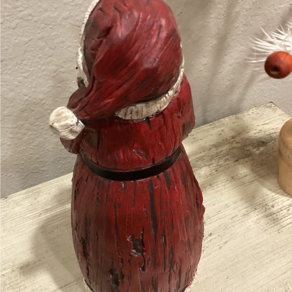 Christmas collectible Santa statue - Picture 3 of 8